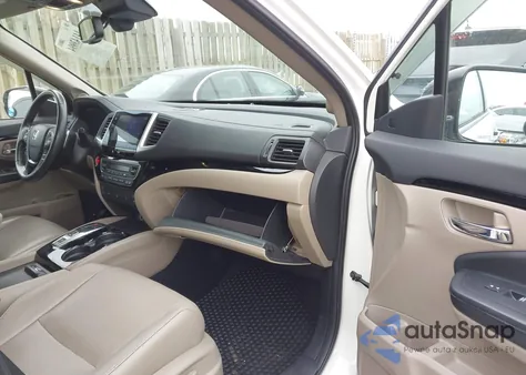 2016 Honda Pilot Elite z USA, uszkodzony, nr VIN 5FNYF6H02GB069602